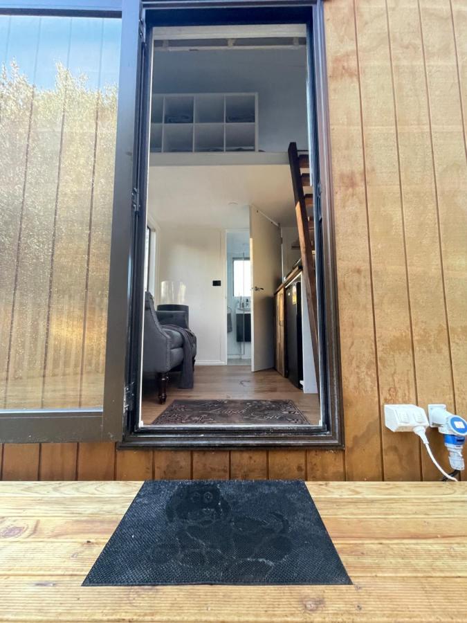 Tiny House In The Bush - A Minute From Town Centre Ruapehu Unique Stays Raetihi Exteriér fotografie