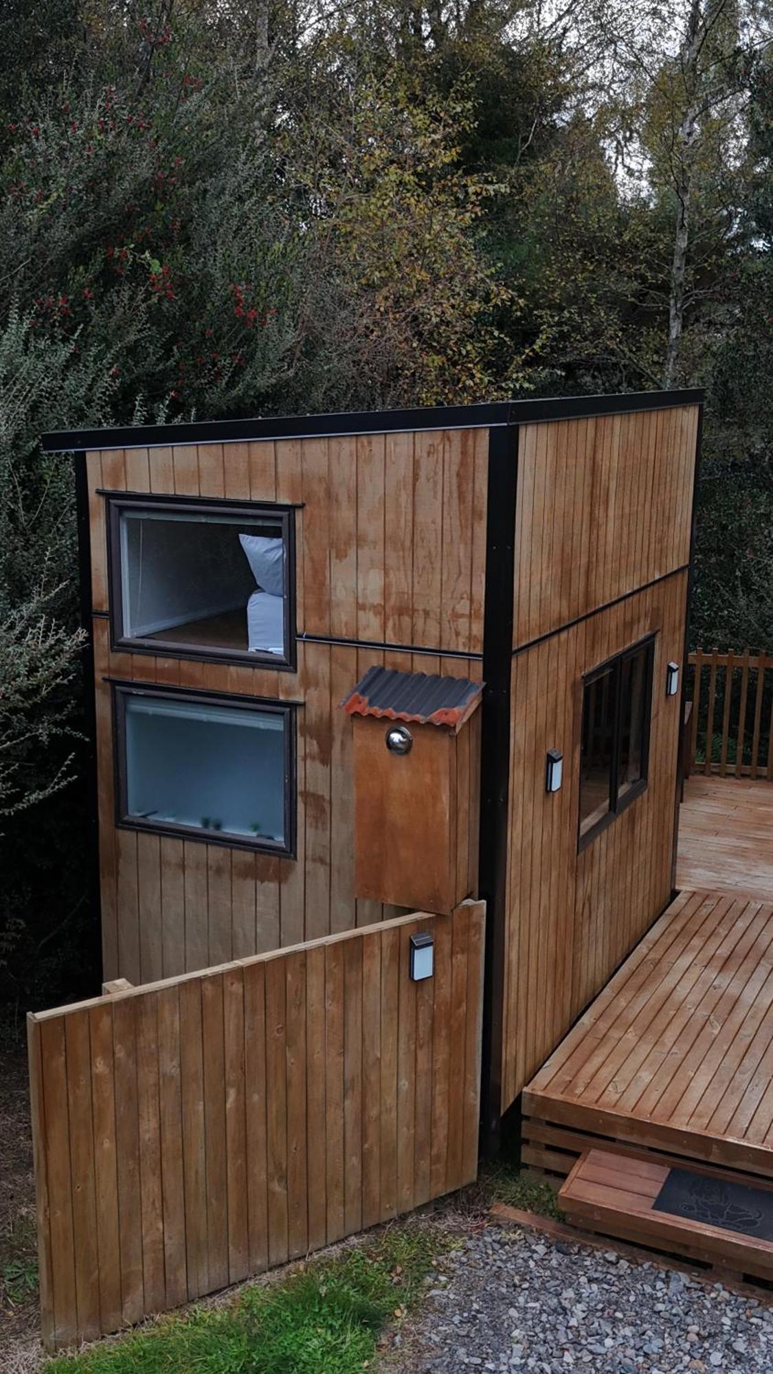 Tiny House In The Bush - A Minute From Town Centre Ruapehu Unique Stays Raetihi Exteriér fotografie
